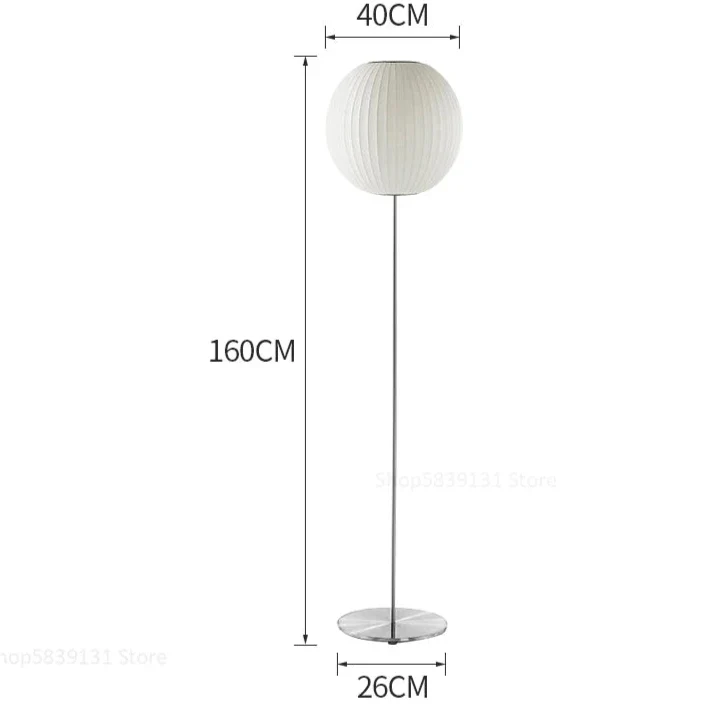 Moderne Stehlampe aus Seide für Wohnzimmer – Sericéa