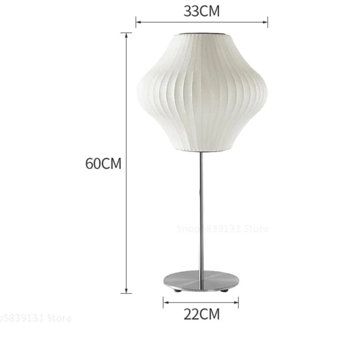 Moderne Stehlampe aus Seide für Wohnzimmer – Sericéa