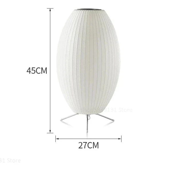 Moderne Stehlampe aus Seide für Wohnzimmer – Sericéa