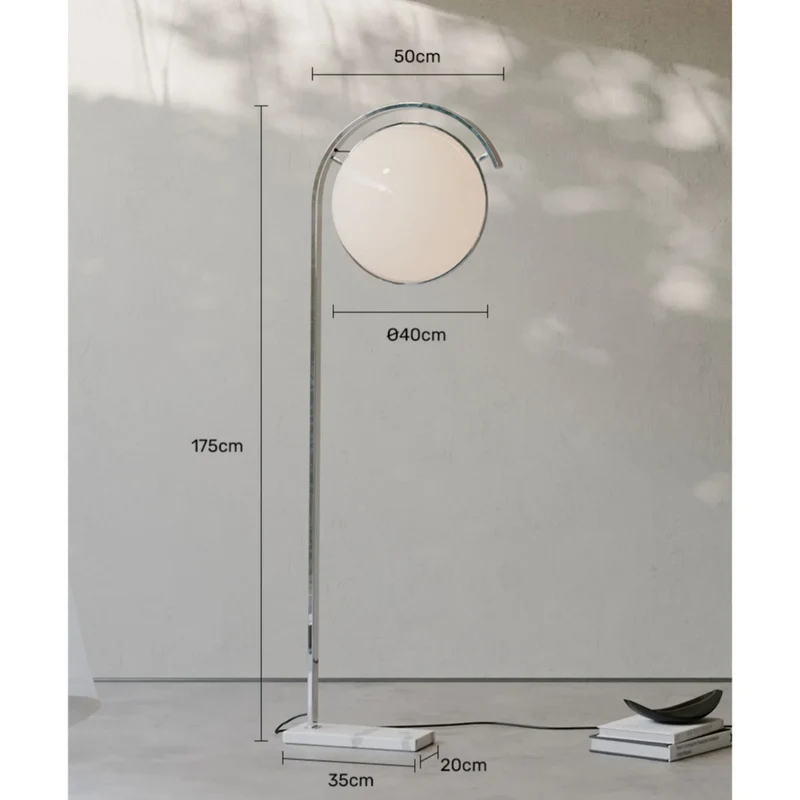 Moderne LED-Stehlampe aus Eisen für Wohnzimmer und Schlafzimmer – Deluzio