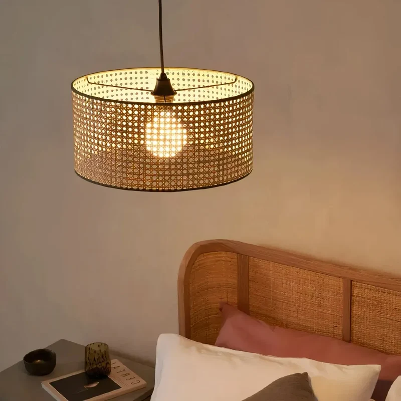 Boho Hängelampe aus Rattan für Schlafzimmer