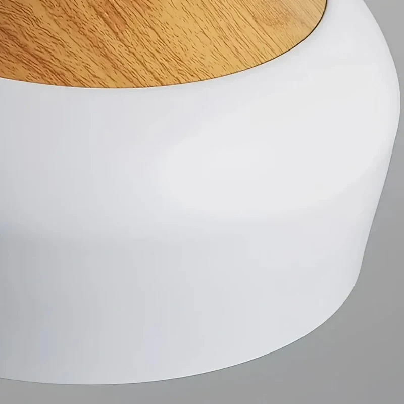 Skandinavische Pendelleuchte aus Holz und Metall für das Esszimmer