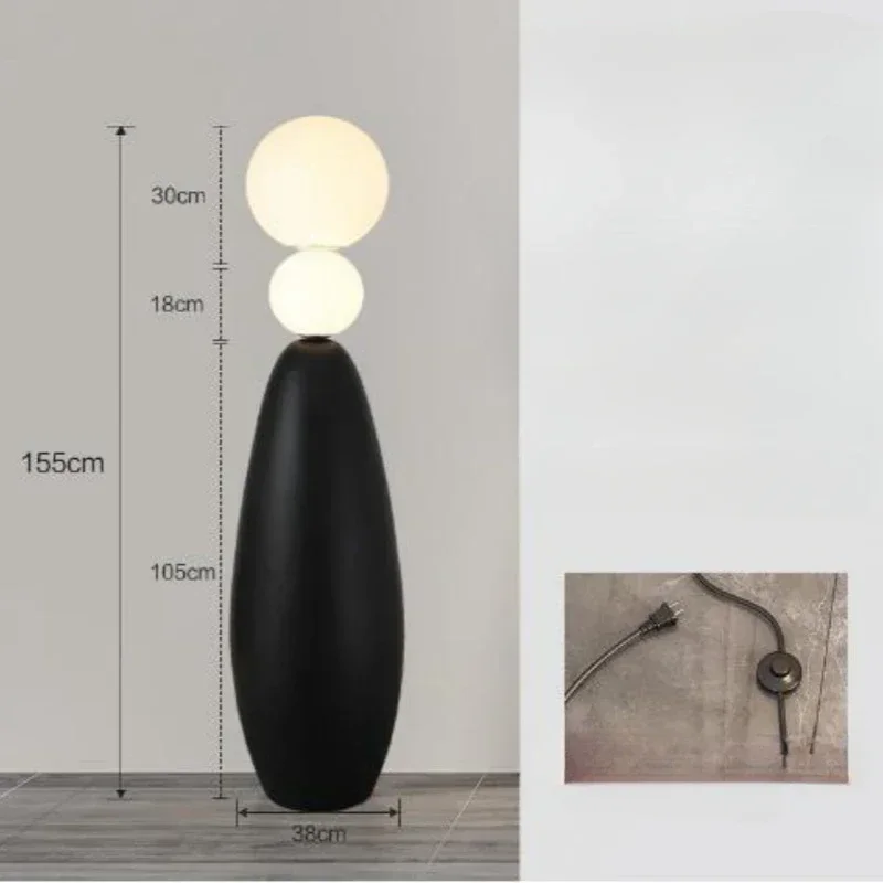 Italienische Designer-Stehlampe aus Eisen für Wohnzimmer – Armone