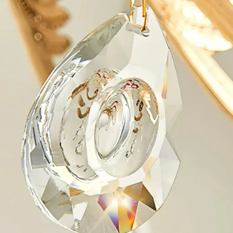Vintage Kronleuchter in Gold mit Glasschirmen für das Wohnzimmer