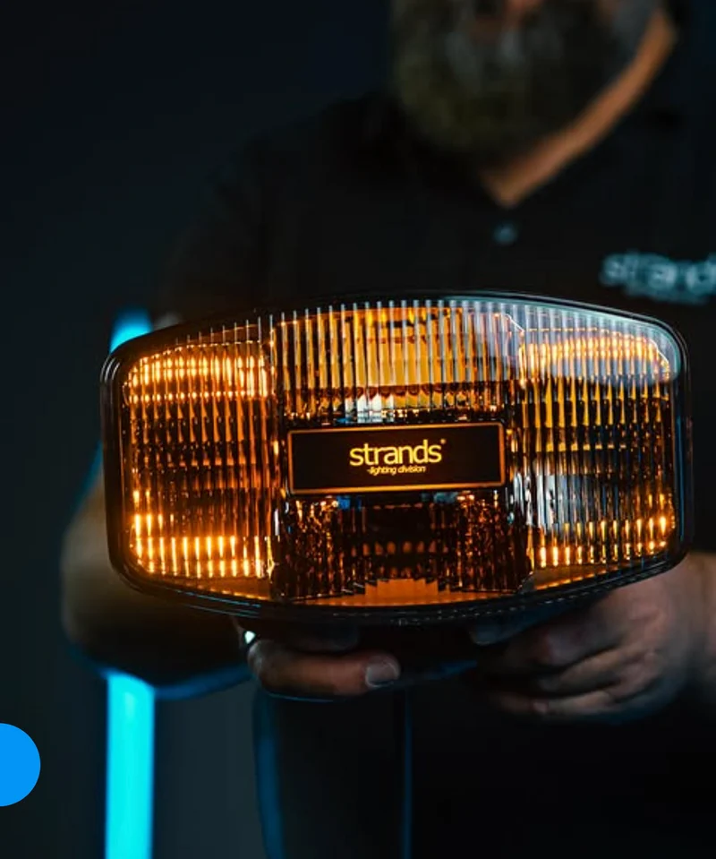 Strands IZE LED OG Ovaler Fahrscheinwerfer / 9"