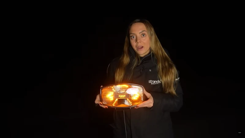 Strands IZE LED OG Ovaler Fahrscheinwerfer / 9"