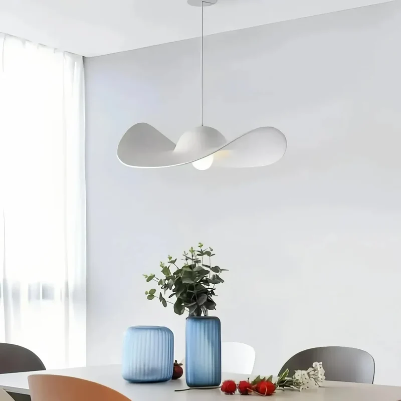 Pendelleuchte in Hutform, Weiß, modern, für das Esszimmer