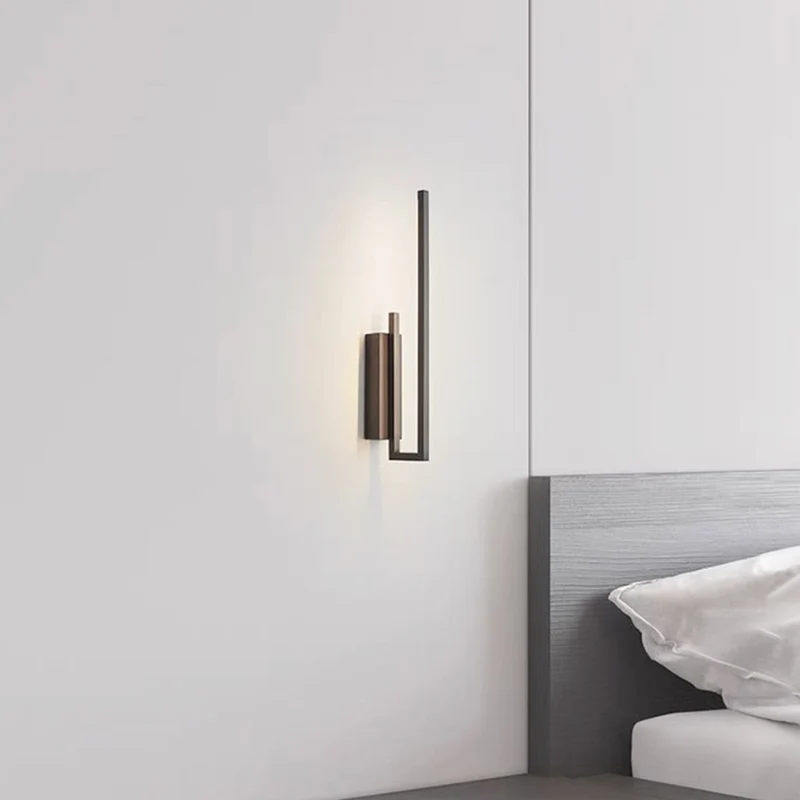 Wall Lamp Minimalist Copper Full Spectrum LED, Black / Gold