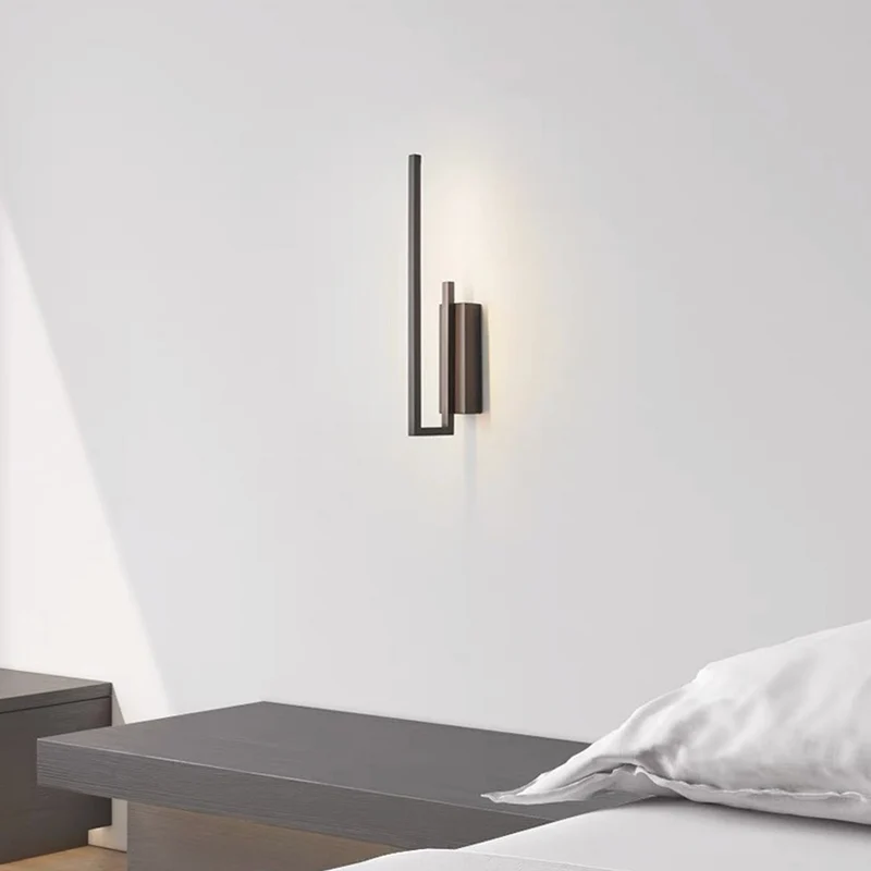 Wall Lamp Minimalist Copper Full Spectrum LED, Black / Gold