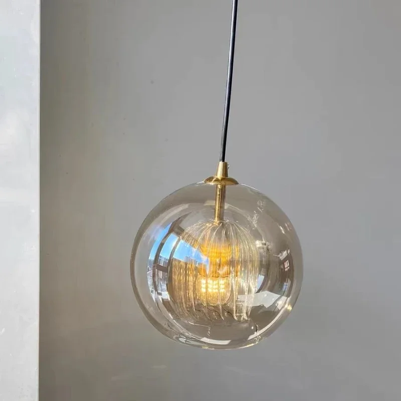 Nordische Glas-Hängelampe für moderne Innenräume – Ombreli