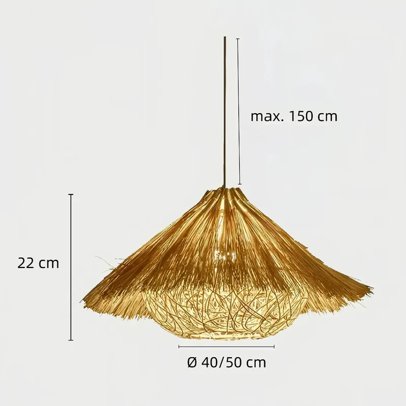 Boho Hängelampe aus Rattan in Hutform für den Esstisch