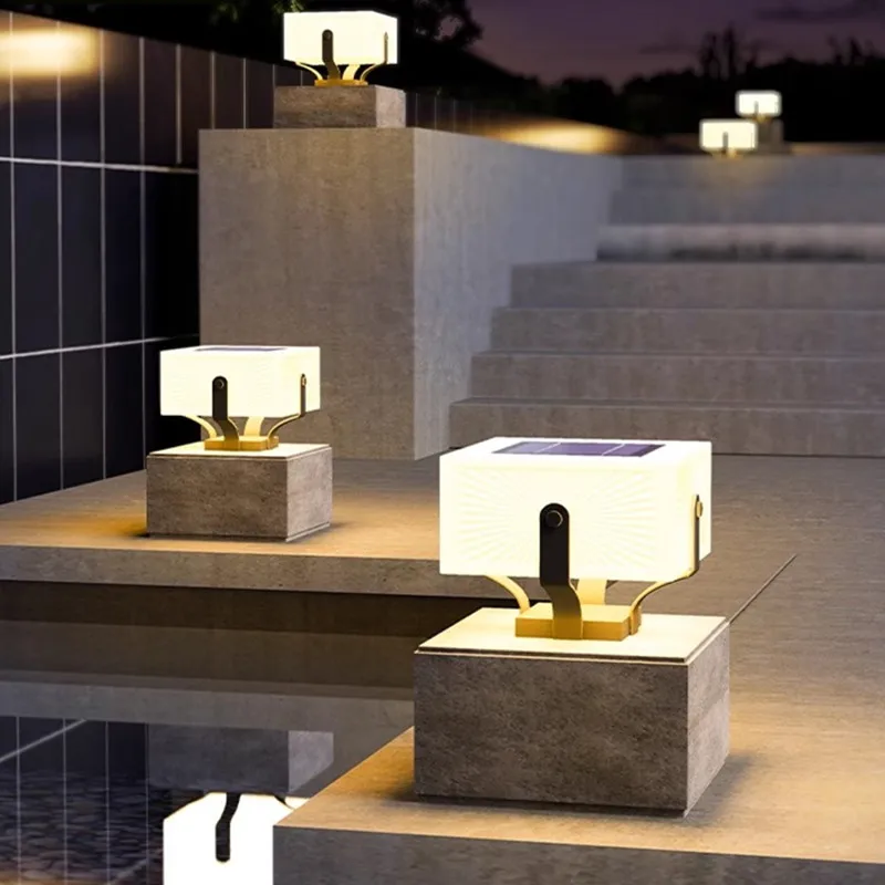 Solarlampen-Säule aus Edelstahl für den Garten – Solastuce