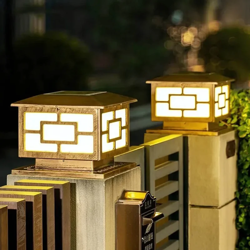 Moderne wasserdichte Solar-Tischlampe für den Außenbereich – Solaira