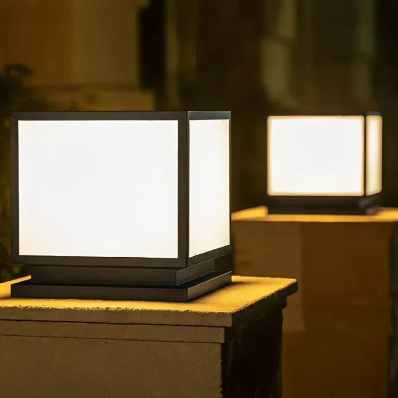 Moderne wasserdichte Solar-Tischlampe für den Außenbereich – Solaira