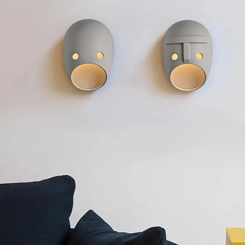 Moderne Design Wandleuchte in Maskenform für Wohnzimmer