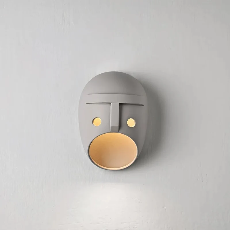 Moderne Design Wandleuchte in Maskenform für Wohnzimmer