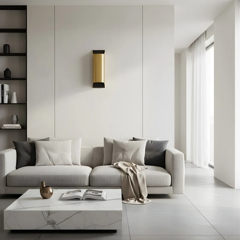 Wandleuchte aus goldenem Messing für Wohnzimmer – Aurélica