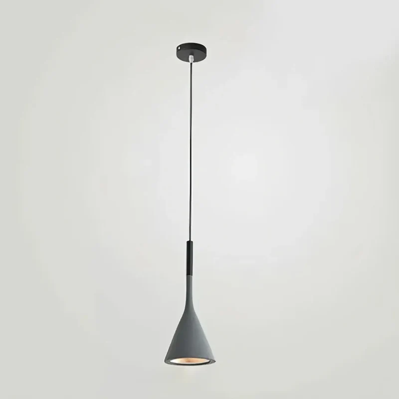 Moderne kleine Pendelleuchten aus Metall für den Bartisch