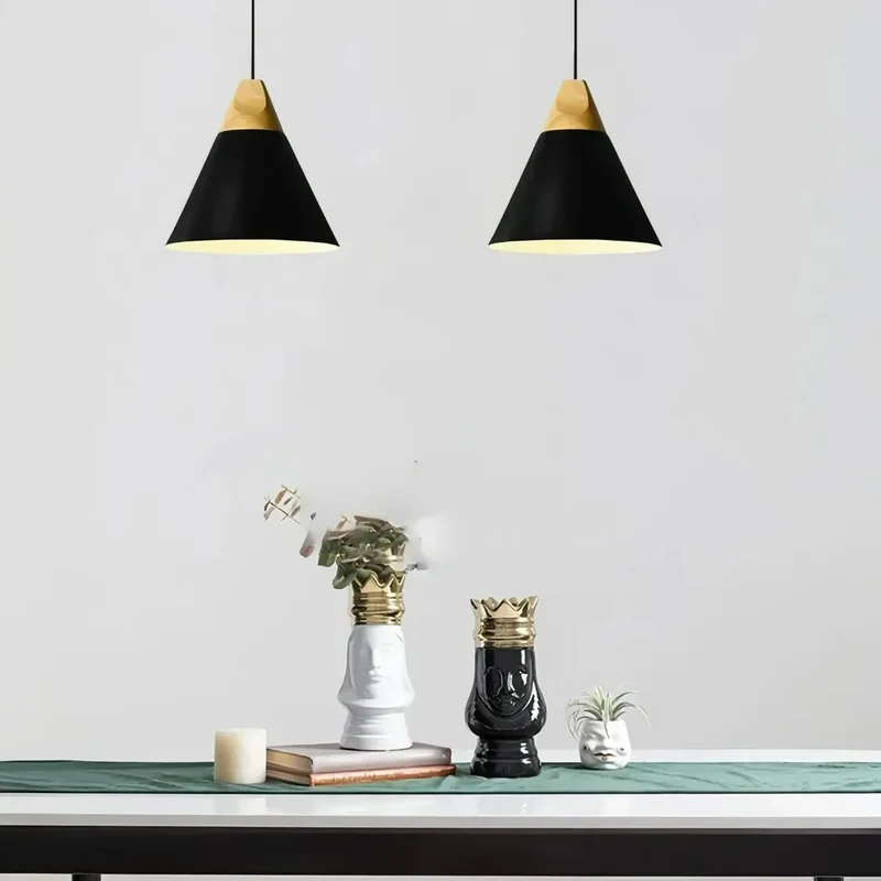 Nordic Pendelleuchte aus Metall und Holz für Esszimmer