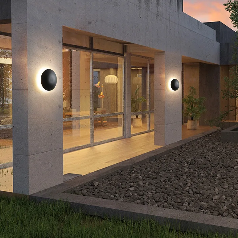 Moderne Außenwandleuchte aus Aluminium – Armonel