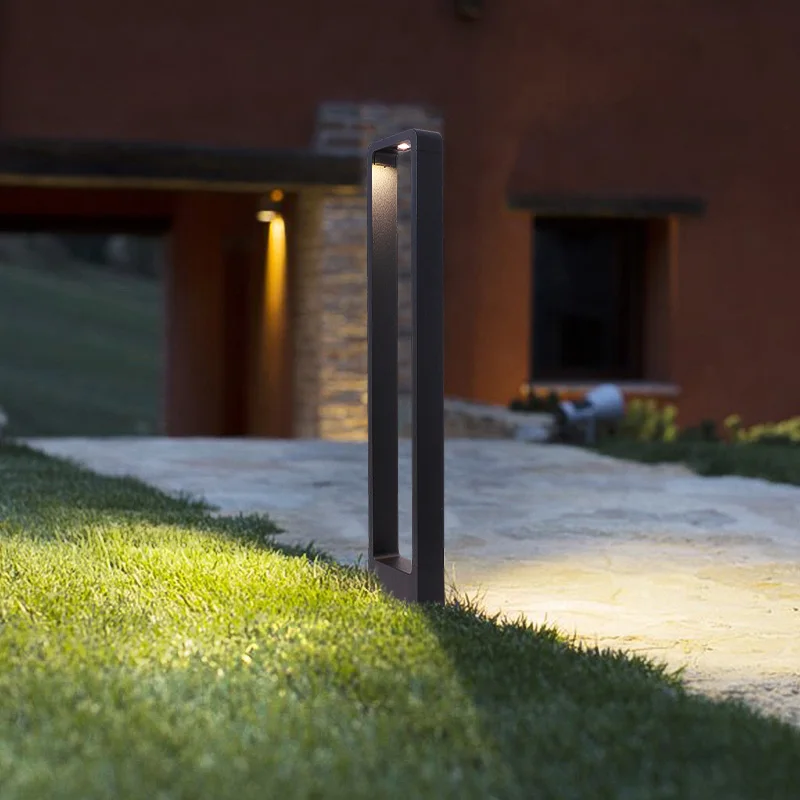 Zeitgemäßer Garten-Poller mit Beleuchtung – Arclumia