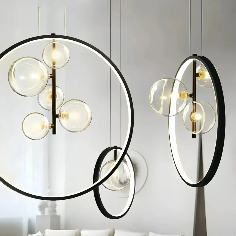Pendelleuchte Bubbles aus Glas für das Esszimmer