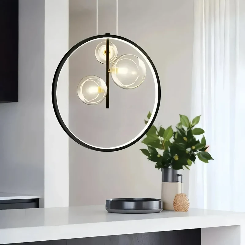 Pendelleuchte Bubbles aus Glas für das Esszimmer