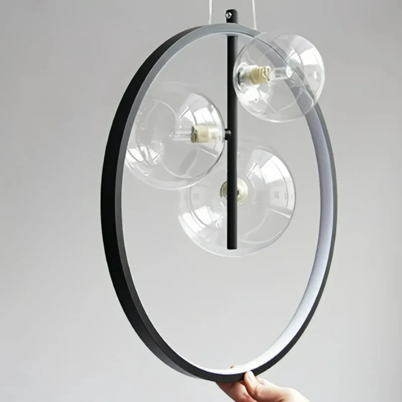 Pendelleuchte Bubbles aus Glas für das Esszimmer