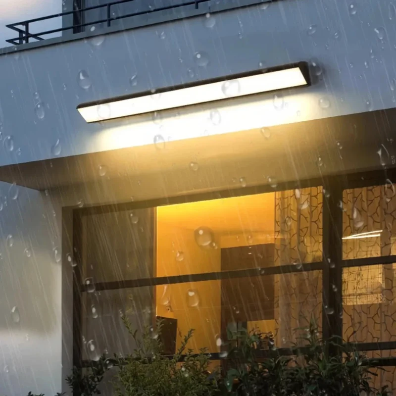 Moderne LED Aussenwandleuchte IP65 in Schwarz
