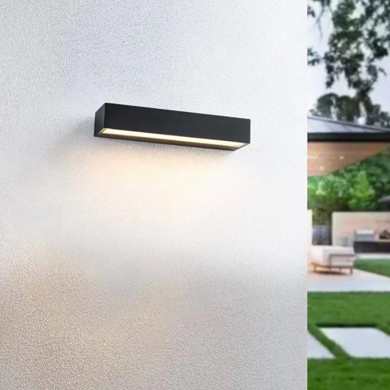 Moderne LED-Wandleuchte für Außen – Zéphiral