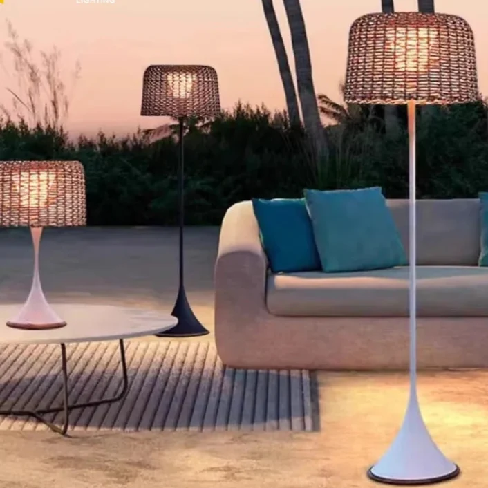 Gartenlampe aus geflochtenem Metall – Verilumo
