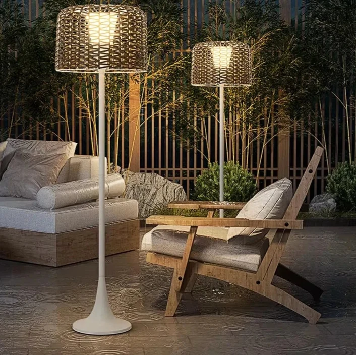Gartenlampe aus geflochtenem Metall – Verilumo