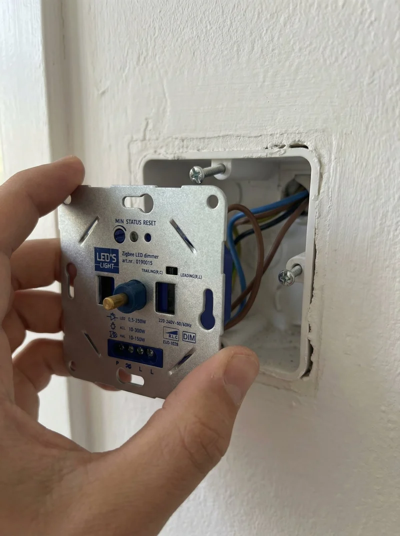 Zigbee LED-Dimmer 300VA Blau - LED's Light