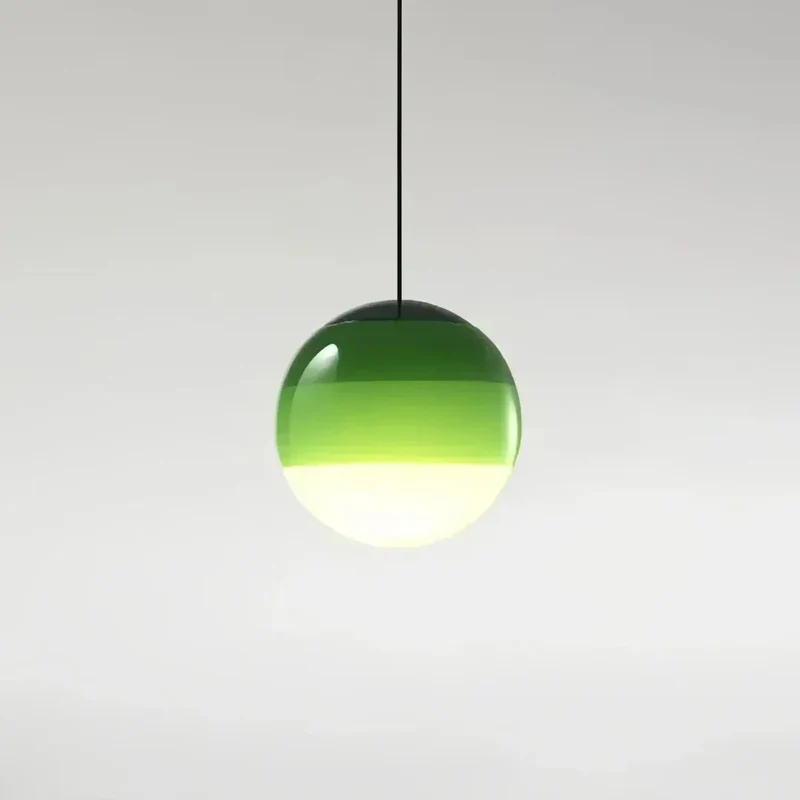 Bunte LED Pendelleuchte Kugel aus Glas für Esszimmer