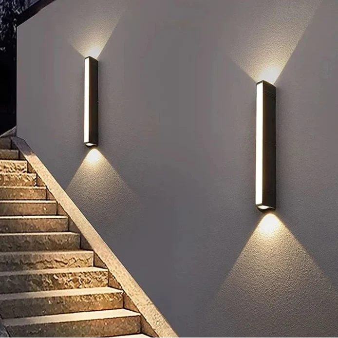 Außen-Wandleuchte aus Aluminium – Alumiscapi
