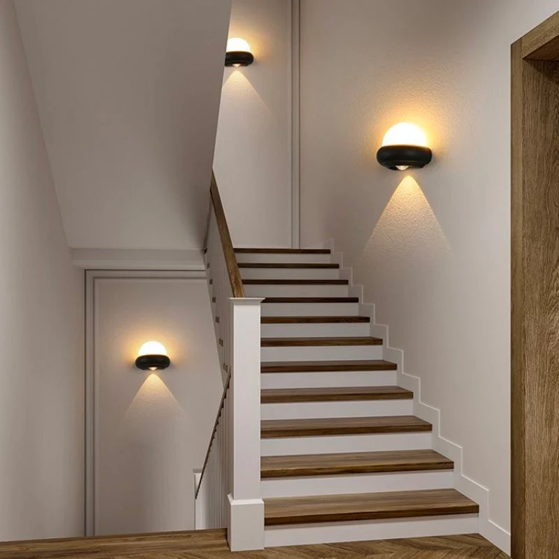 Elegante LED-Außenwandleuchte – Exinara