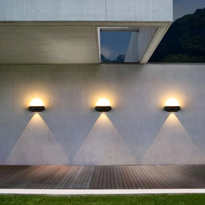 Elegante LED-Außenwandleuchte – Exinara