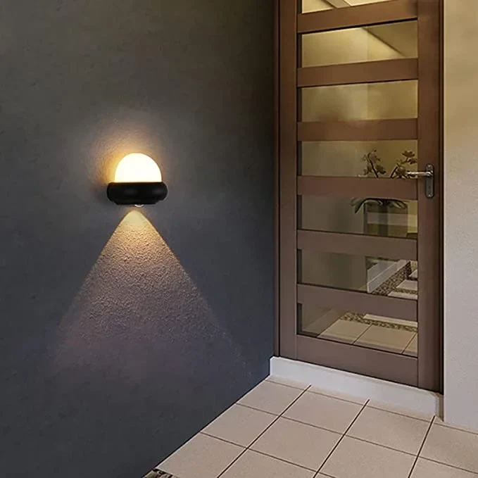 Elegante LED-Außenwandleuchte – Exinara