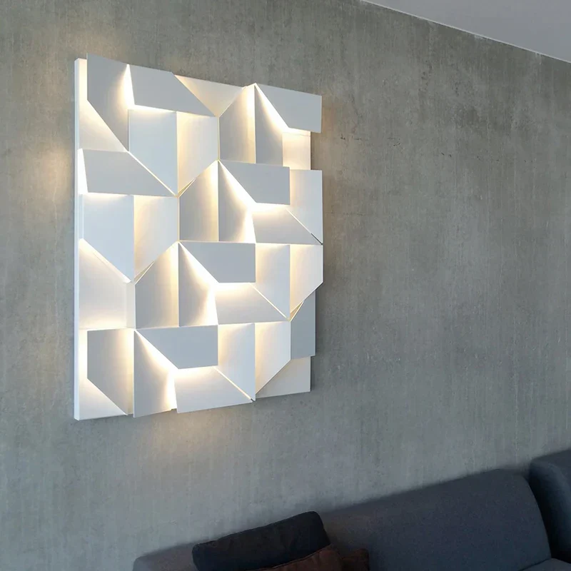 Skulpturale Wandleuchte aus Aluminium – Alumiance