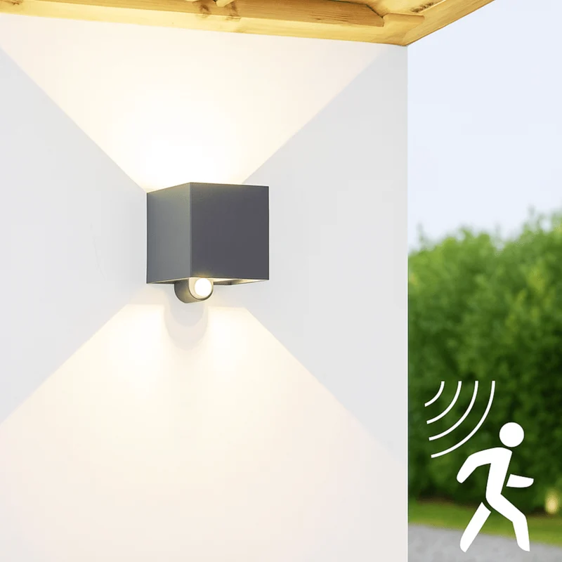 Lumo Qube Sensor-Wandleuchte für den Außenbereich mit Lichtquelle – 380 lm, 1800 K – Schwarz
