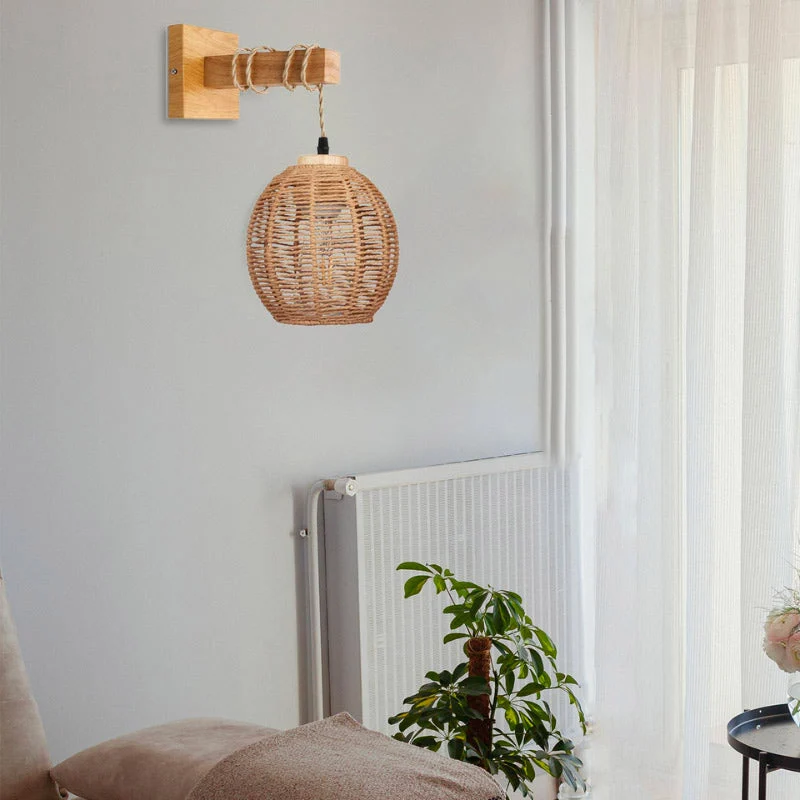 Wandleuchte aus Holz und Rattan für den Innenbereich – Erindale