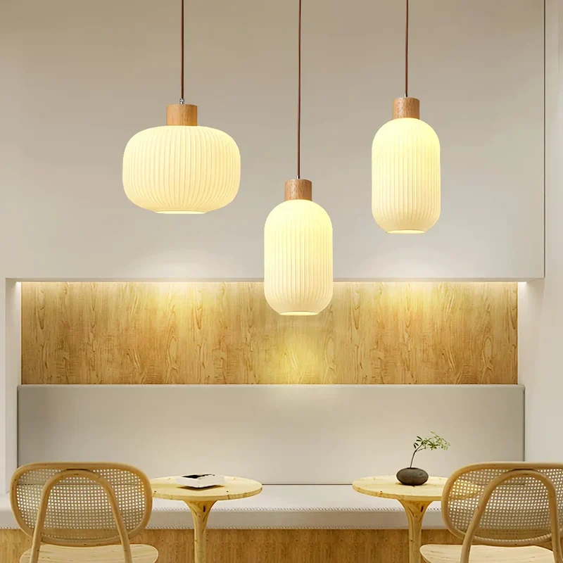 Skandinavische Pendelleuchte aus Opalglas für Schlafzimmer