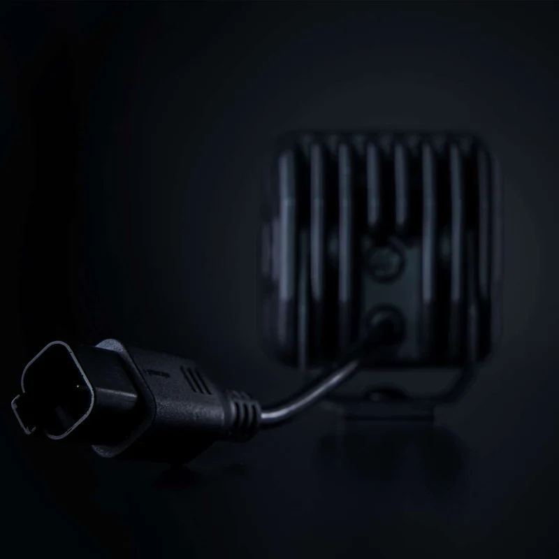 Strands D-Line QB Hardcore Arbeitsleuchte mit gelbem und rotem Positionslicht