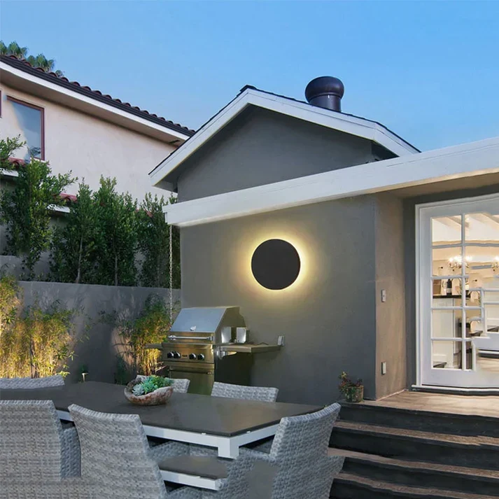 Moderne LED-Außenwandleuchte – Noxéa