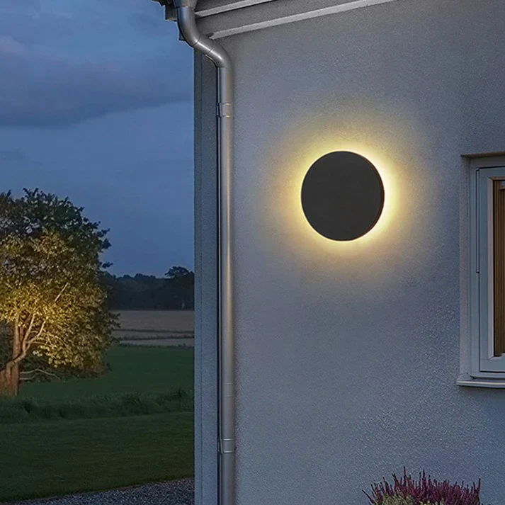 Moderne LED-Außenwandleuchte – Noxéa