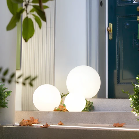 Kugelförmige Gartenleuchte – Solastère