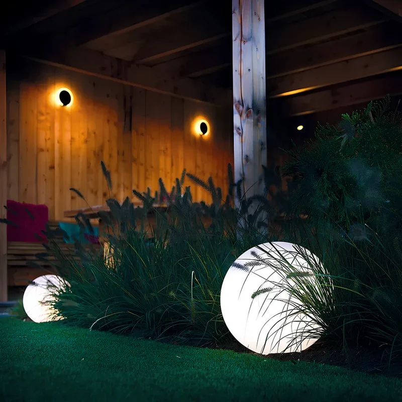Kugelförmige Gartenleuchte – Solastère