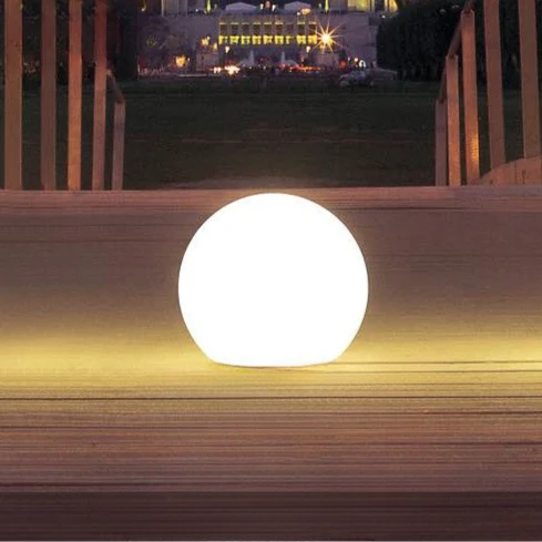 Kugelförmige Gartenleuchte – Solastère