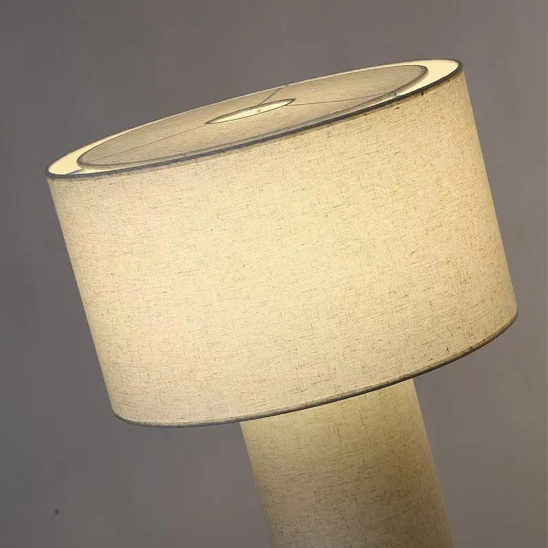 Stehlampe aus Stoff für Wohnzimmer – Calytrix