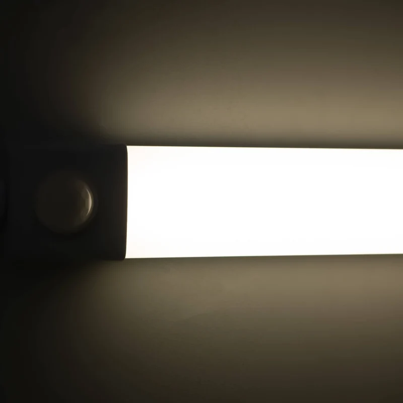 LED's Light LED TL-Beleuchtung mit Sensor 120 cm - Bewegungssensor und Bewegungserkennung - 4100 lm